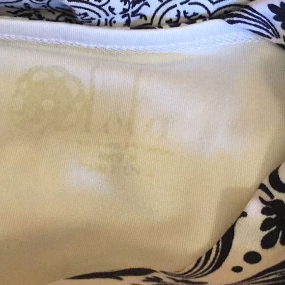 Dress in patchwork design in size medium - Picture 9 of 9